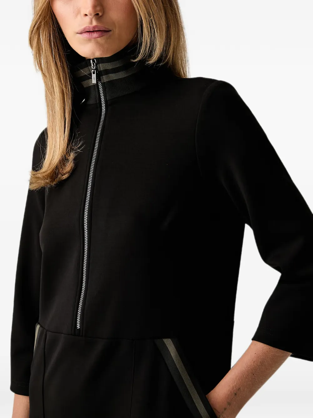 Joseph Ribkoff Shift mini-jurk met hoge hals en gestreepte kraag Zwart