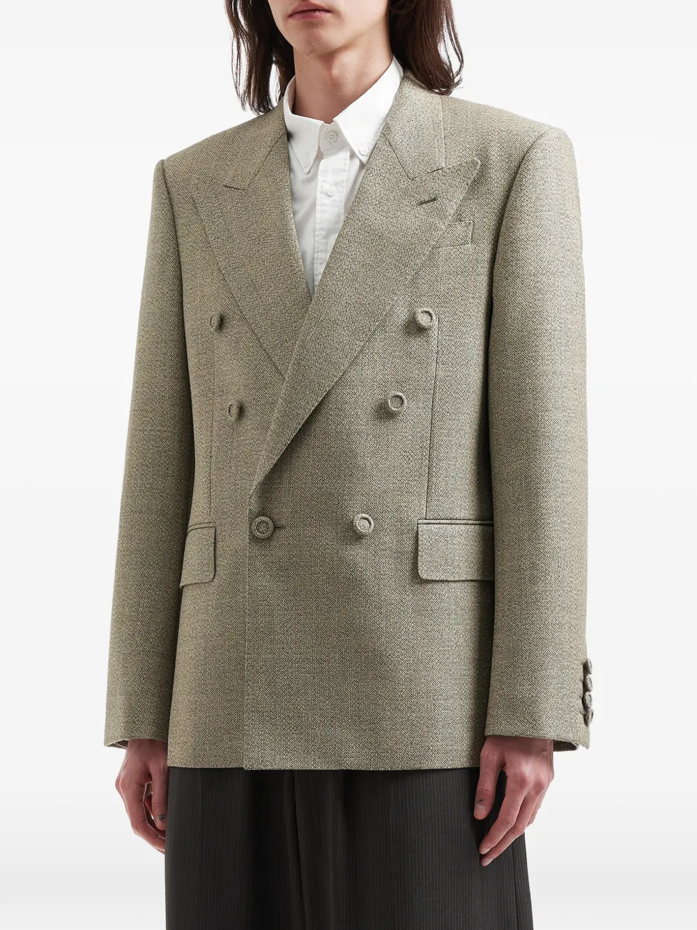 Valentino Garavani Jack met dubbele rij knopen Beige