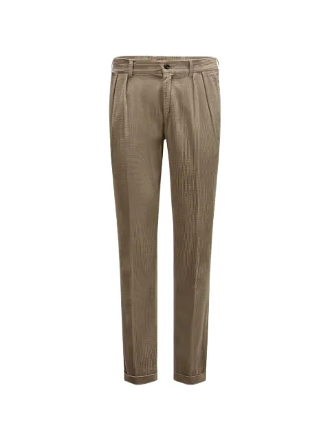 04651 / A TRIP IN A BAG pleated corduroy trousers