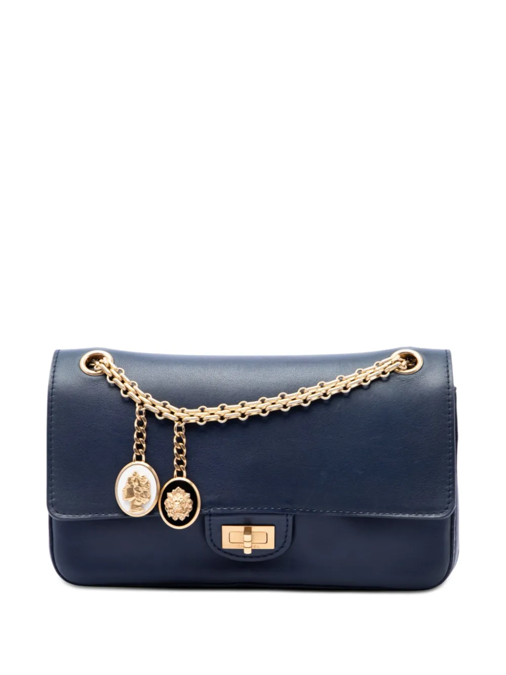 CHANEL Pre-Owned 2016-2017 Calfskin Reissue 2.55 Medallion Nude Double Flap 225 shoulder bag - Blu
