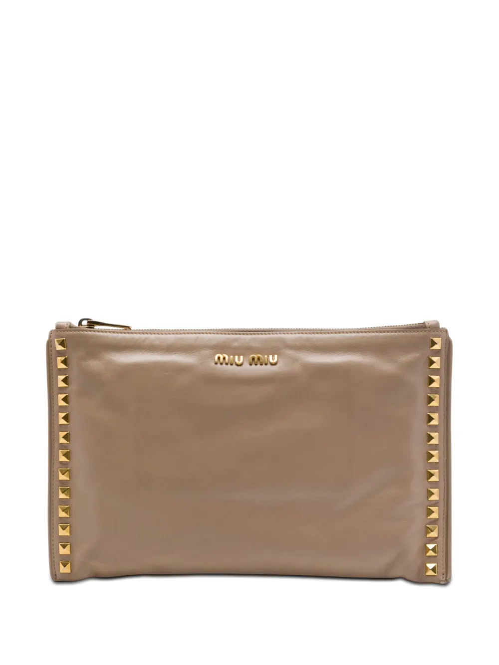 Miu Miu Pre-Owned pochette zippée en cuir à détails de clous (2010-2026) - Tons neutres Miu Miu Pre-Owned pochette zippée en cuir à détails de clous (2010-2026) - Tons neutres