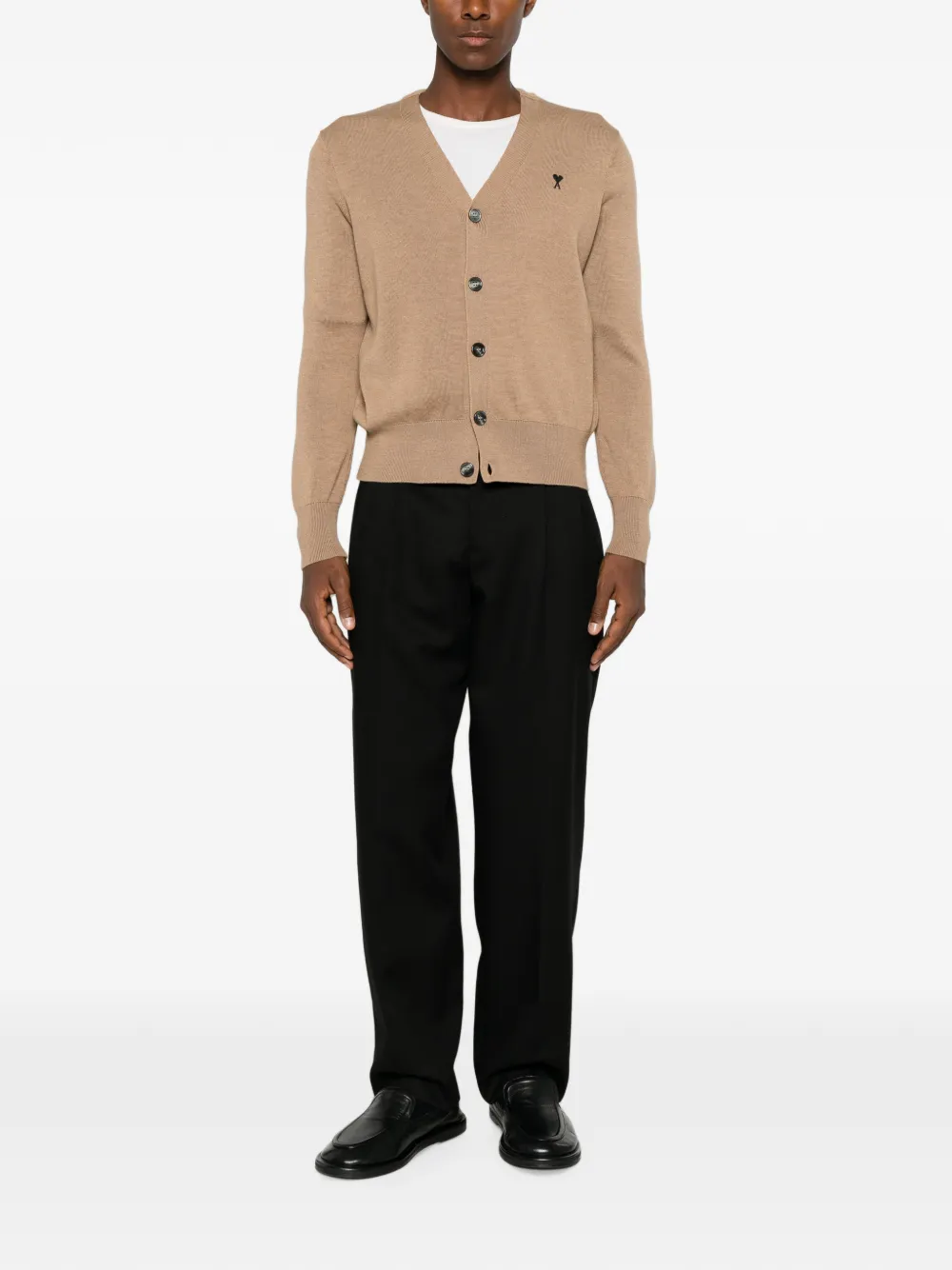 AMI Paris Vest met V-hals Beige