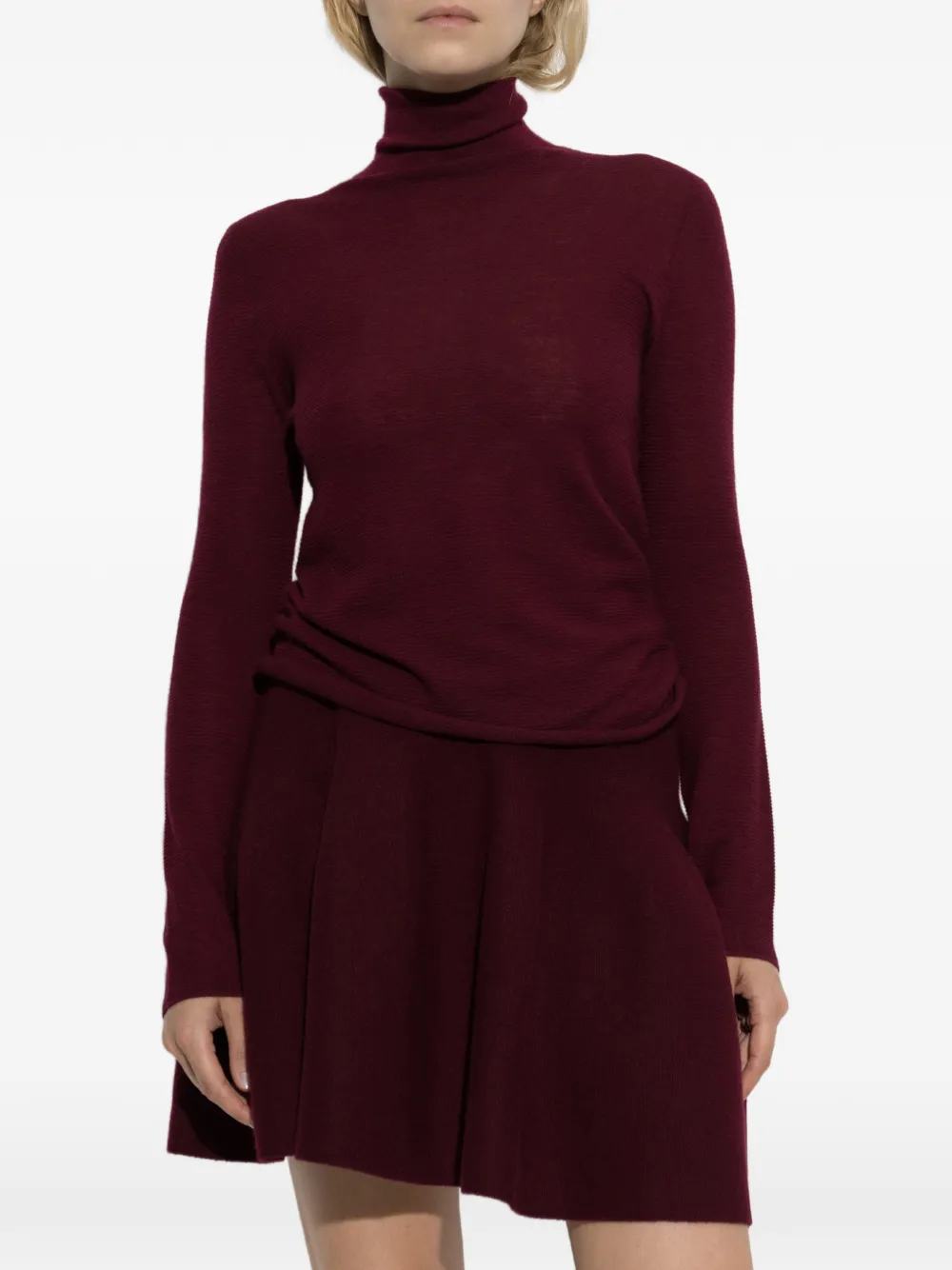Lisa Yang Lory coltrui Rood