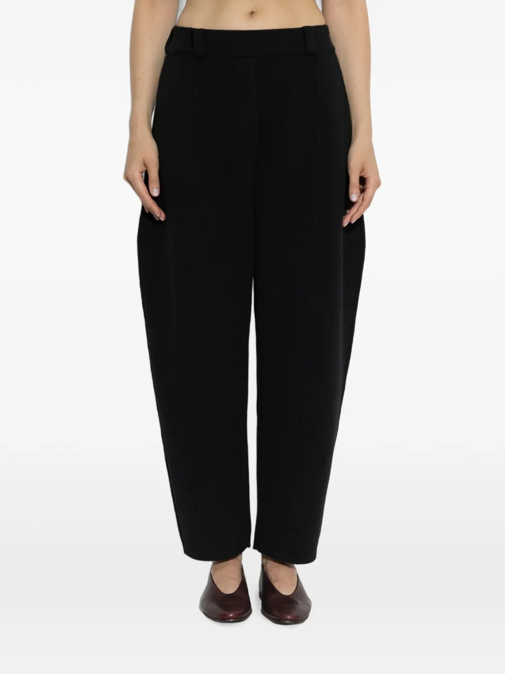 Lisa Yang Wrenda Belt-loops Trousers in Black, view 3