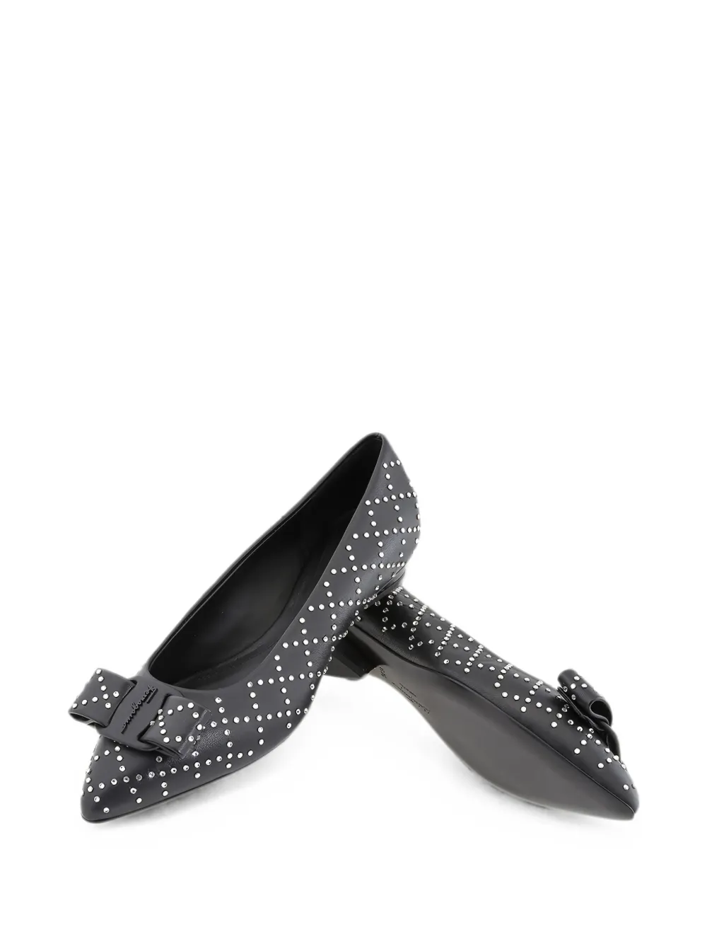 Ferragamo Viva platte pumps met studs Zwart