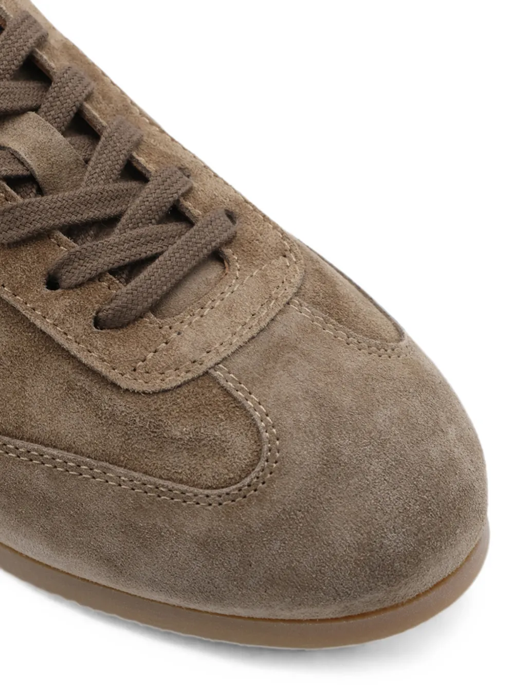 Common Projects Geperforeerde sneakers Bruin