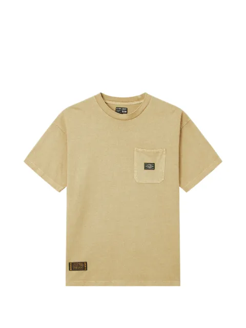izzue patch-detail pocket T-shirt