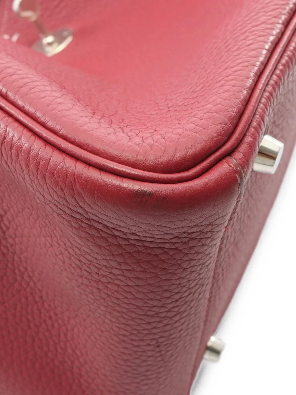 Hermès Pre-owned 2015 Lindy 30 Shoulder Bag in Red, view 4