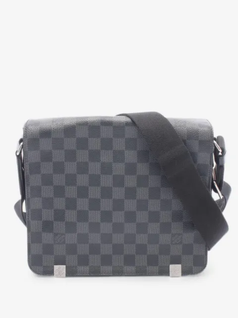 Louis Vuitton Pre-Owned 2017 Damier Graphite District PM shoulder bag