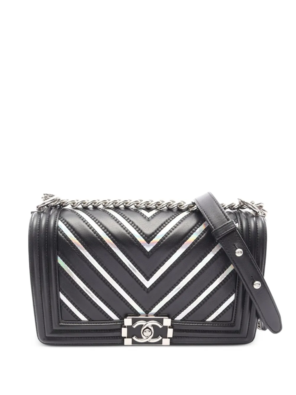 CHANEL Pre-Owned 2016-2017 Boy Chanel Chevron shoulder bag - Schwarz