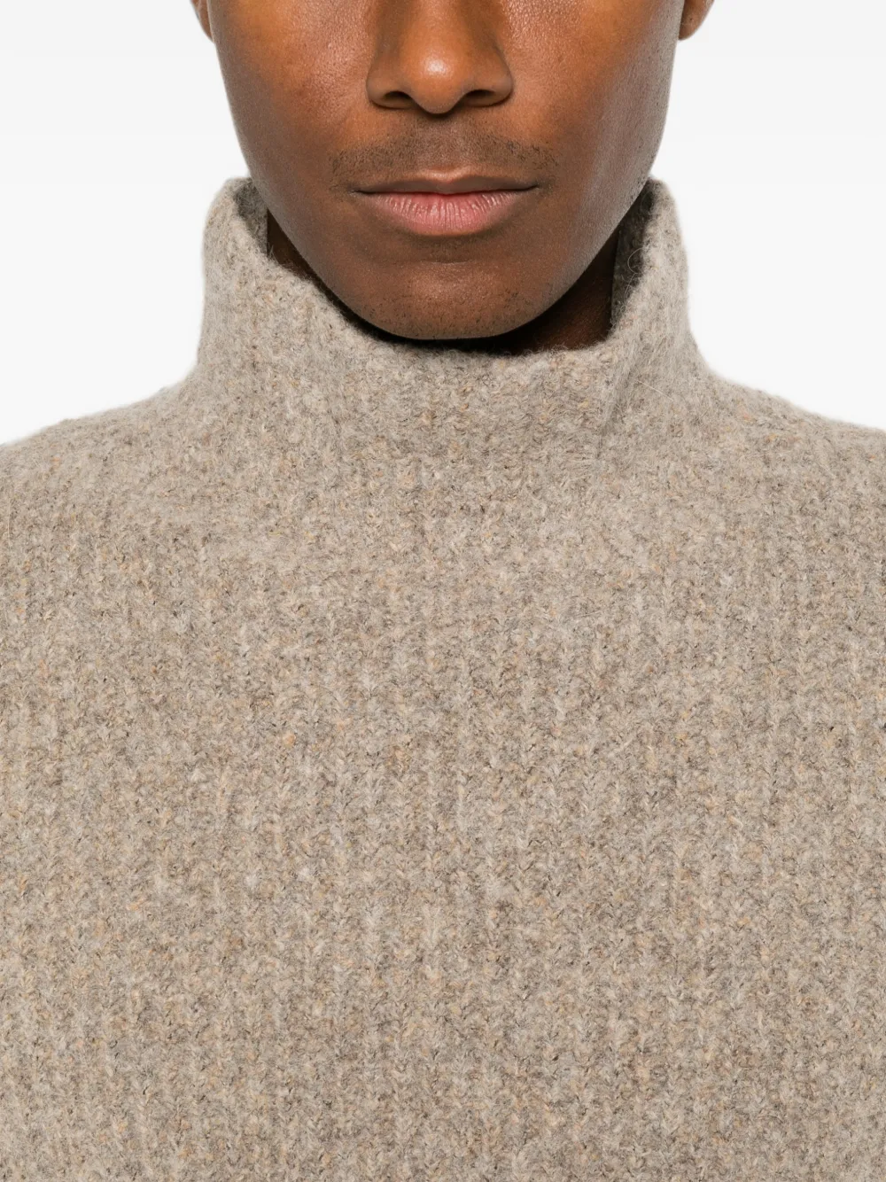 Roberto Collina Ribgebreide trui met hoge hals Beige