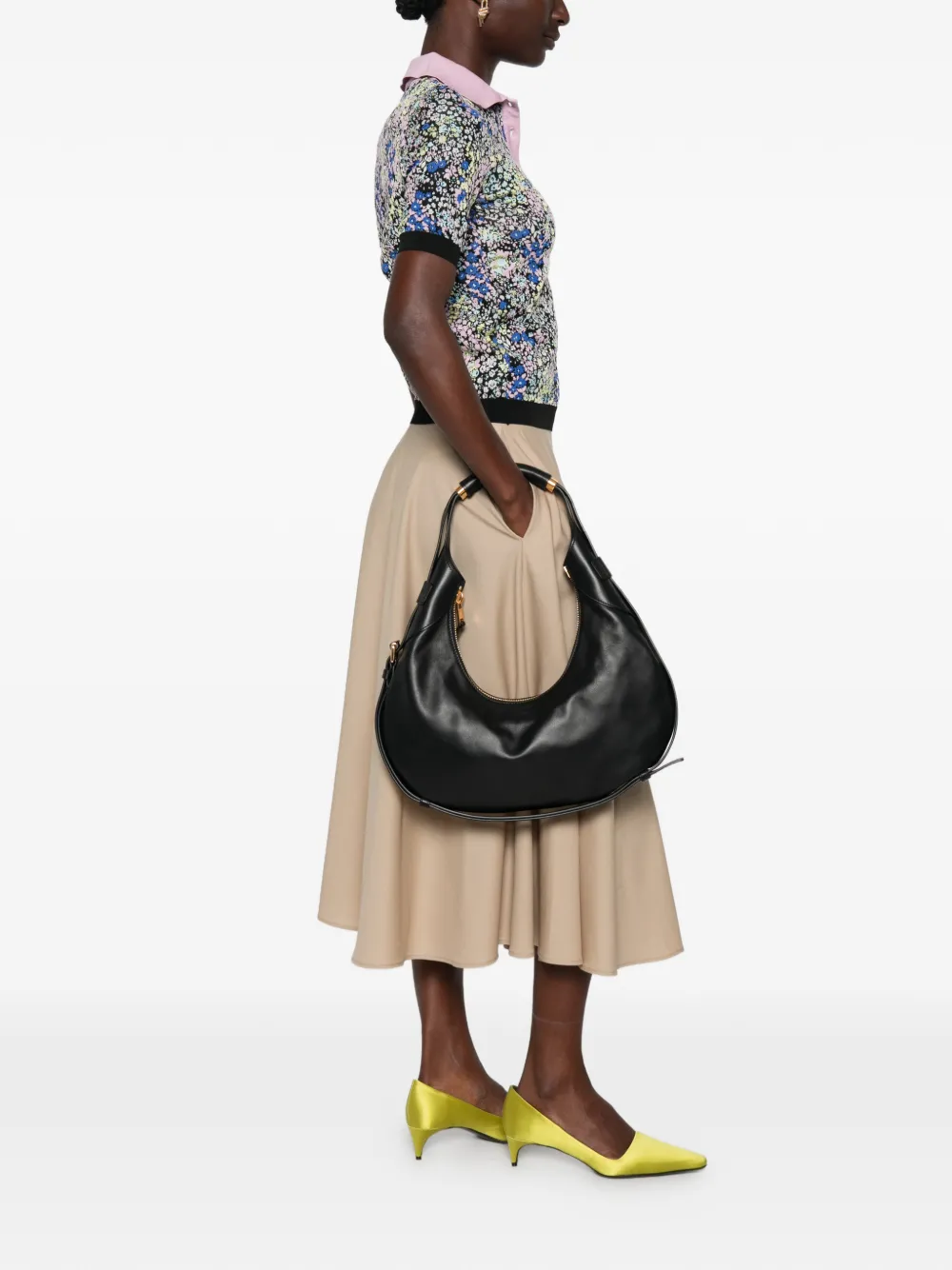 Moschino curved leather shoulder bag Zwart