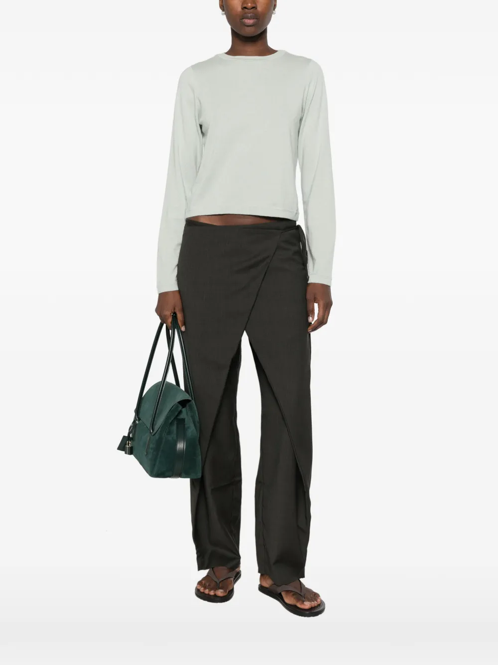 extreme cashmere N°451 Lisa T-shirt met ronde hals en lange mouwen Groen
