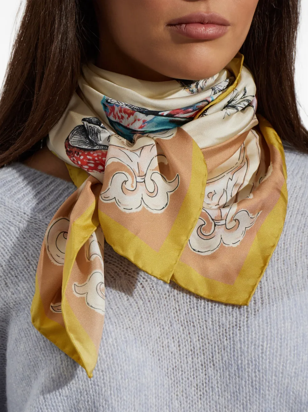 Moschino Zijden sjaal met print Beige