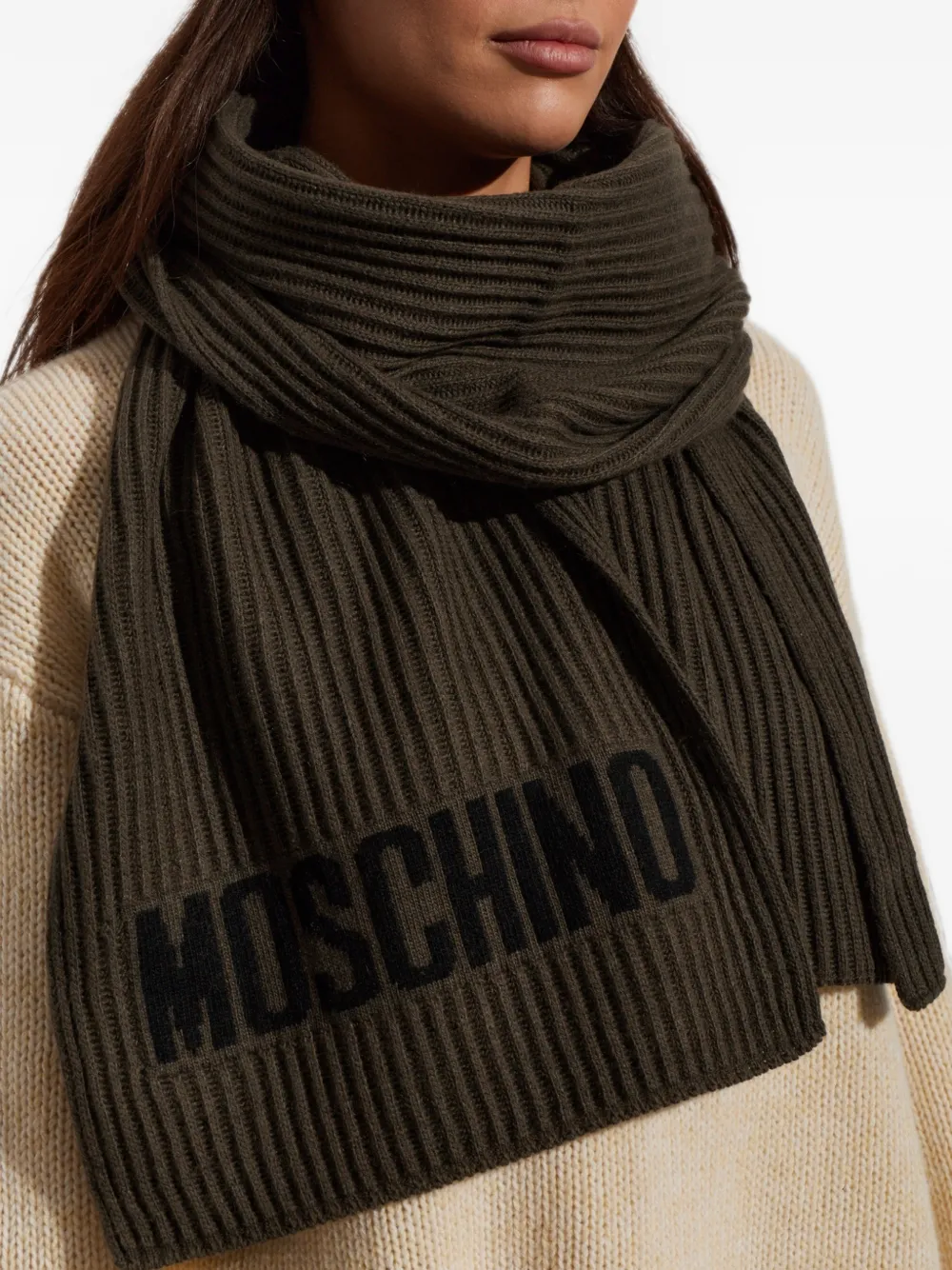 Moschino Ribgebreide sjaal met logo-intarsia Groen