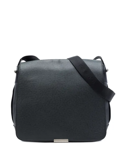 Louis Vuitton Pre-Owned 2008 Taiga Viktor crossbody bag
