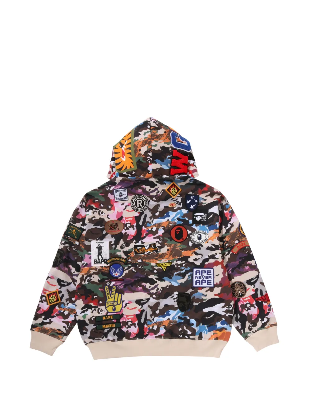 A BATHING APE Hybrid Camo Shark hoodie met meerdere badges Bruin
