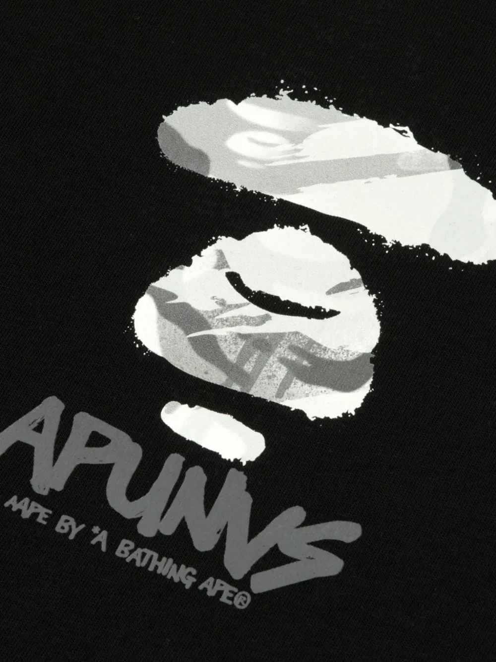 AAPE BY *A BATHING APE AAPEUNVS katoenen T-shirt met logo-print Zwart