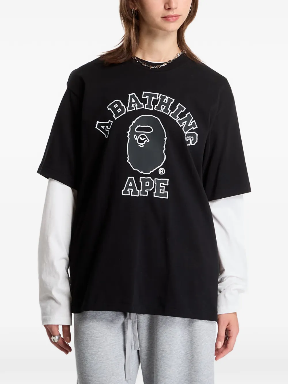 A BATHING APE Katoenen T-shirt met logoprint Zwart