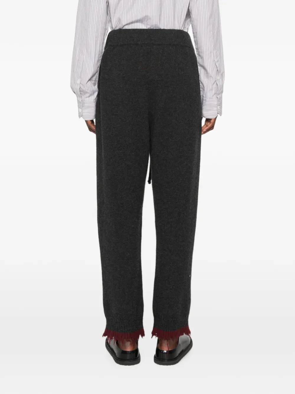 Uma Wang Broek met toelopende pijpen en franje en trekkoord Grijs