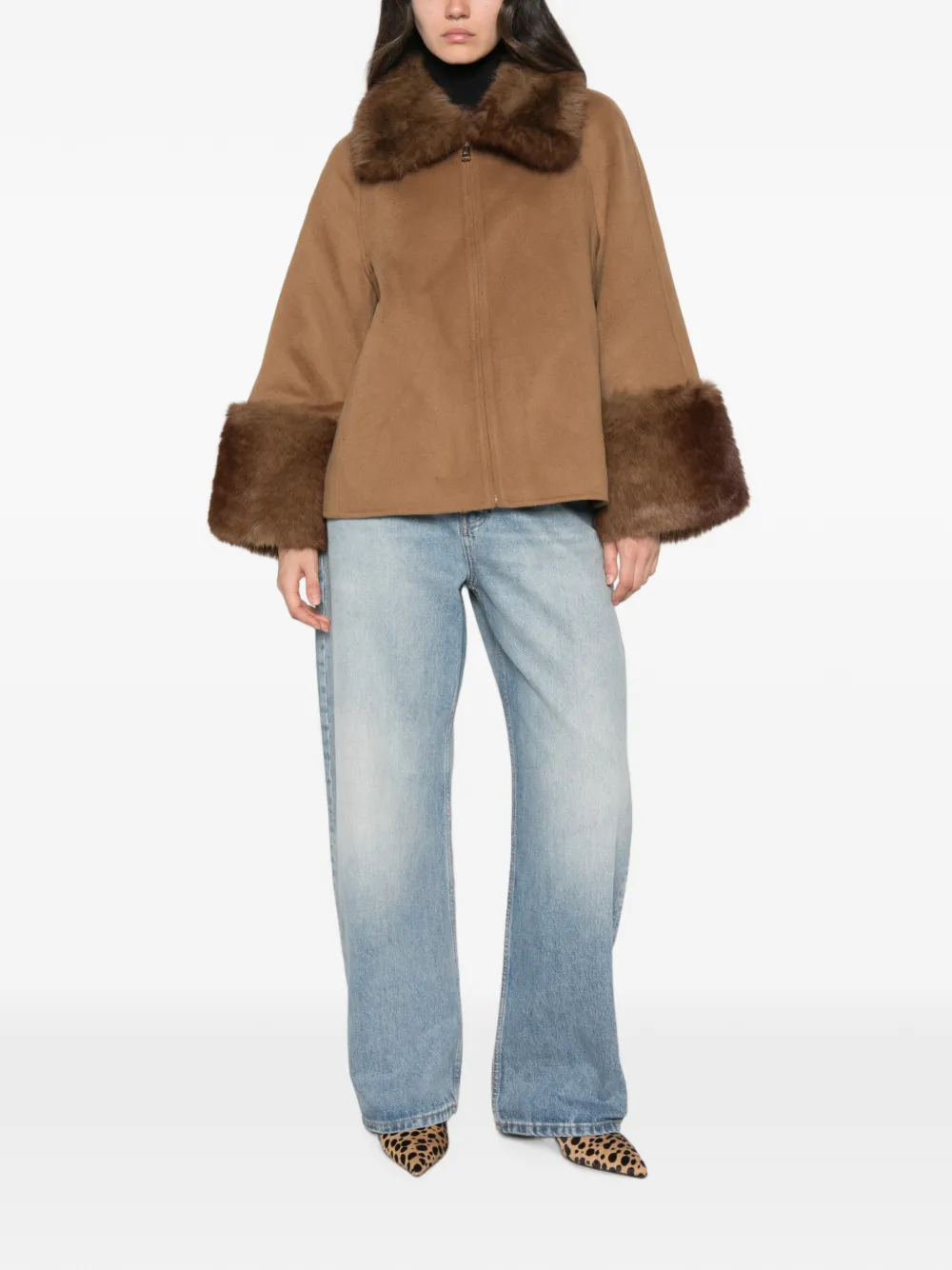 Apparis Judie jack met ritssluiting Beige