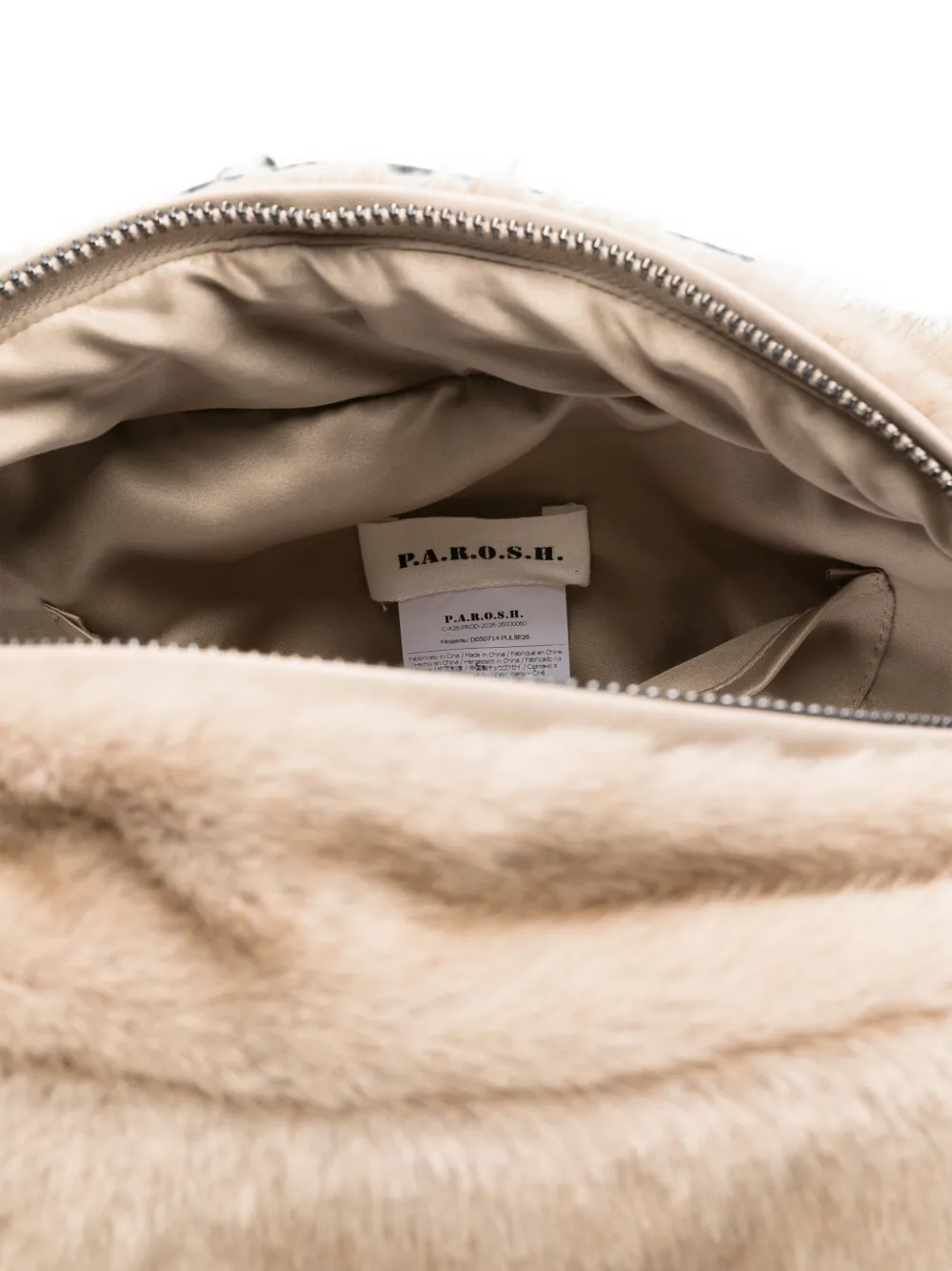 P.A.R.O.S.H. Clutch van imitatiebont Beige