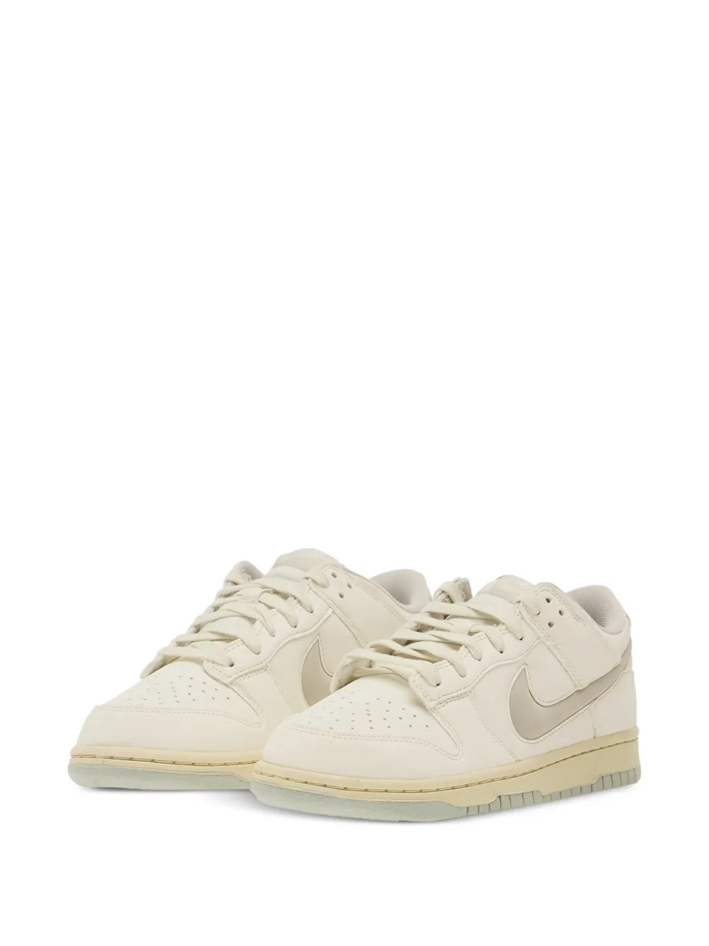Nike Dunk Low Retro Premium sneakers Beige