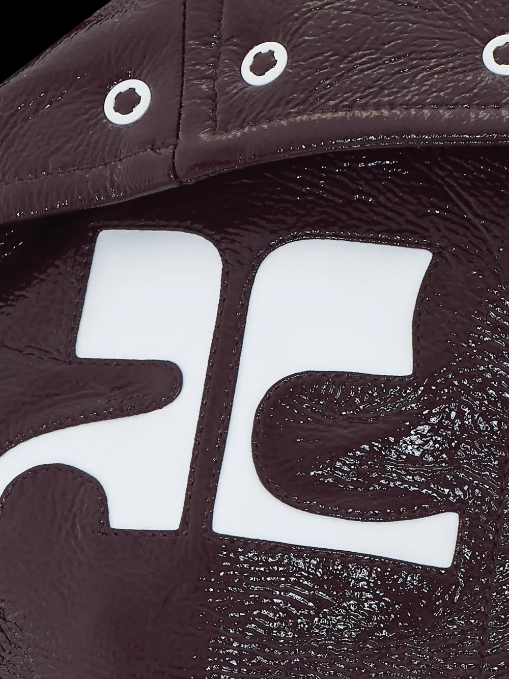 Courrèges Reedition vinyl jack Rood