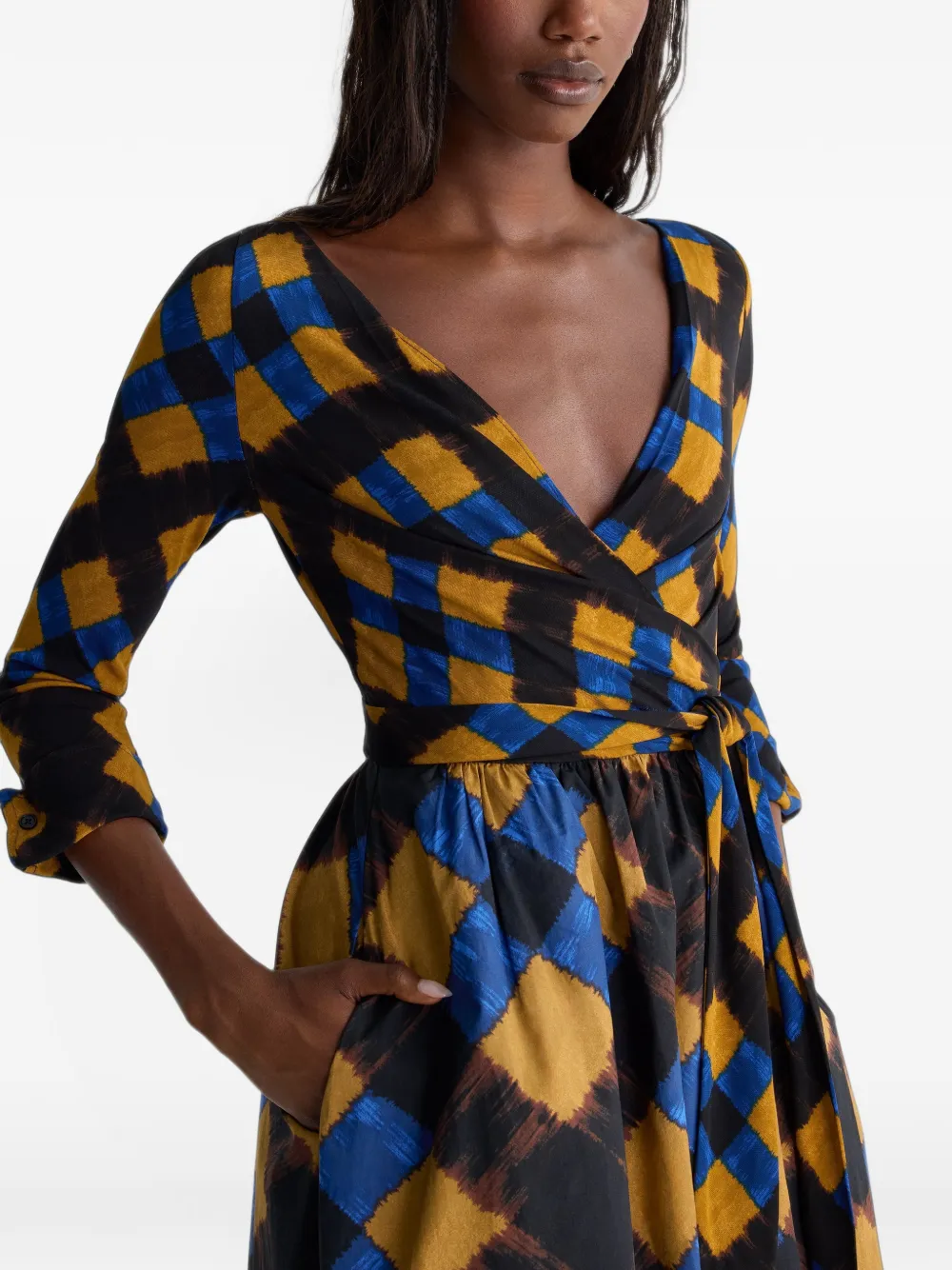 Dvf Vintage Ballerina geruite midi-jurk in wikkelstijl Bruin