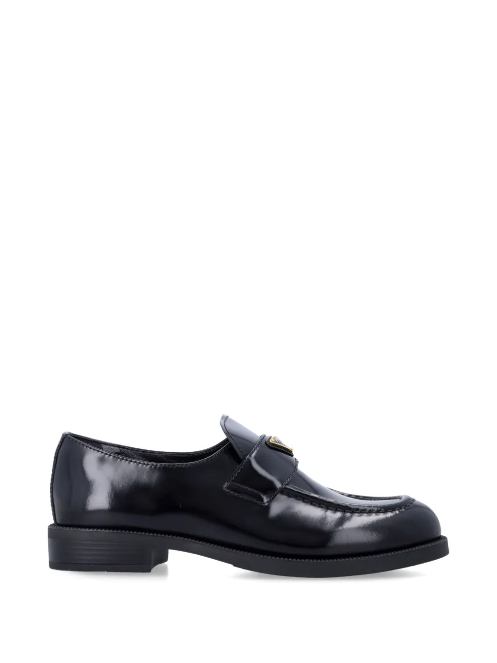 Prada brushed leather loafers - Schwarz