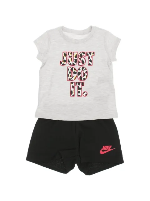 Nike Kids logo-print T-shirt and shorts set