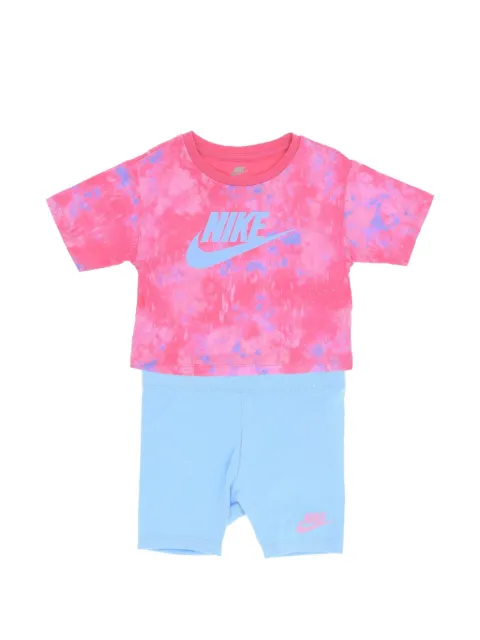 Nike Kids T-shirt og shorts-sæt med batiktryk og logotryk