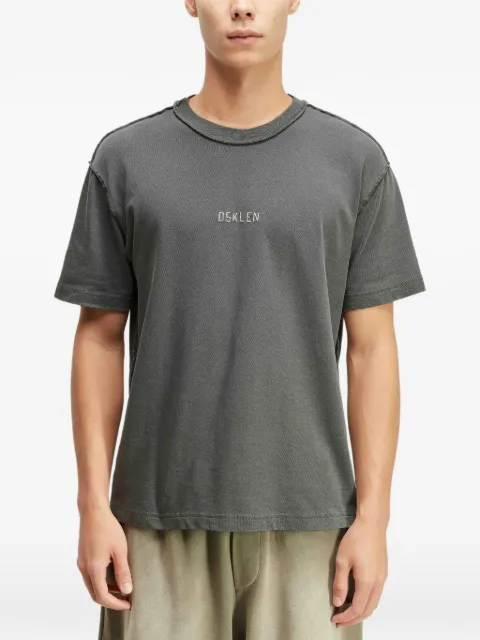 Osklen Camiseta sem acabamento e com logo bordado