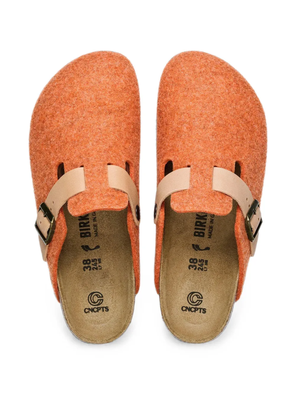 Birkenstock x Concepts Boston felt mules Oranje