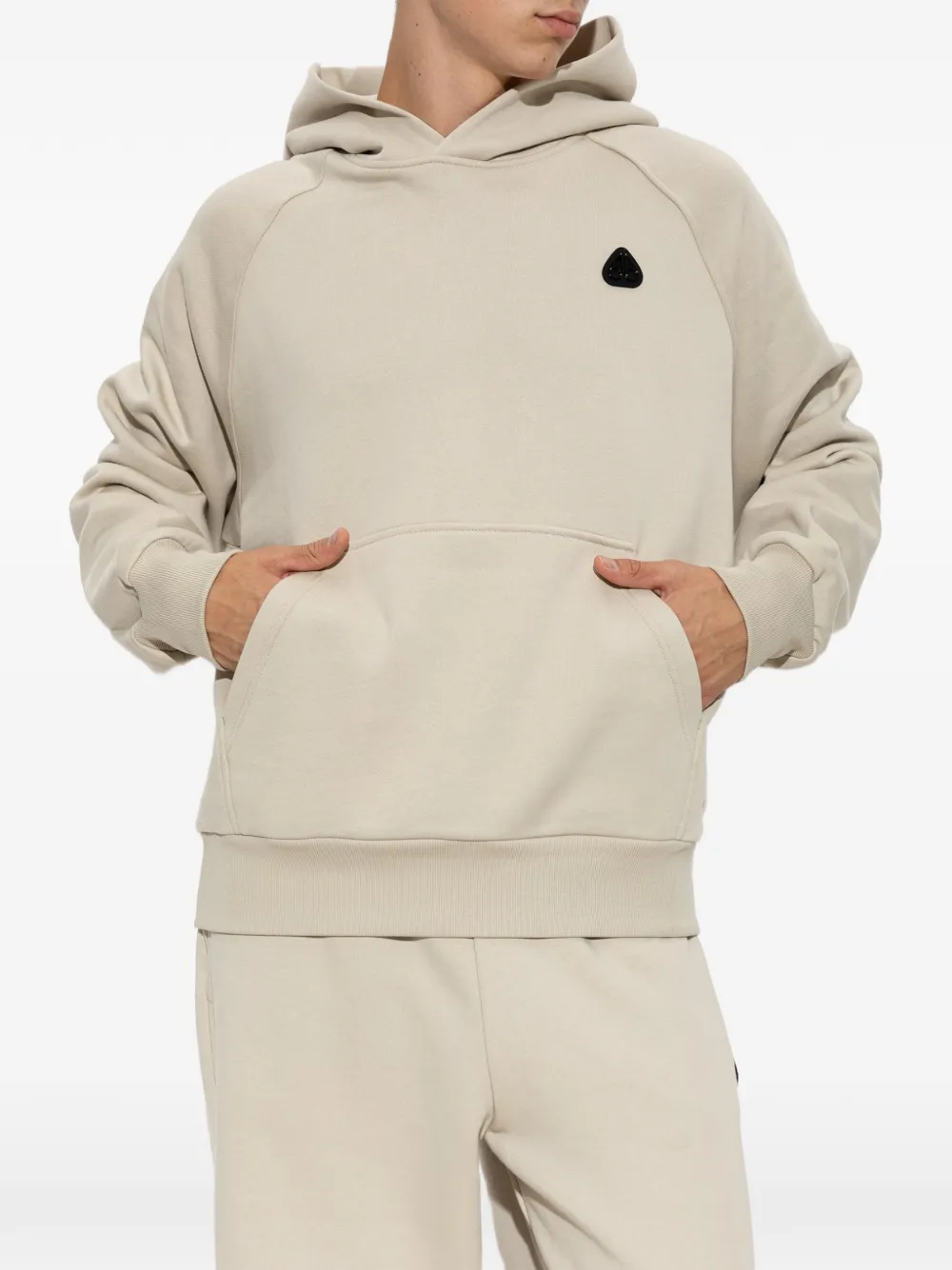 Moose Knuckles Yul hoodie met logo-patch en raglan mouwen Beige