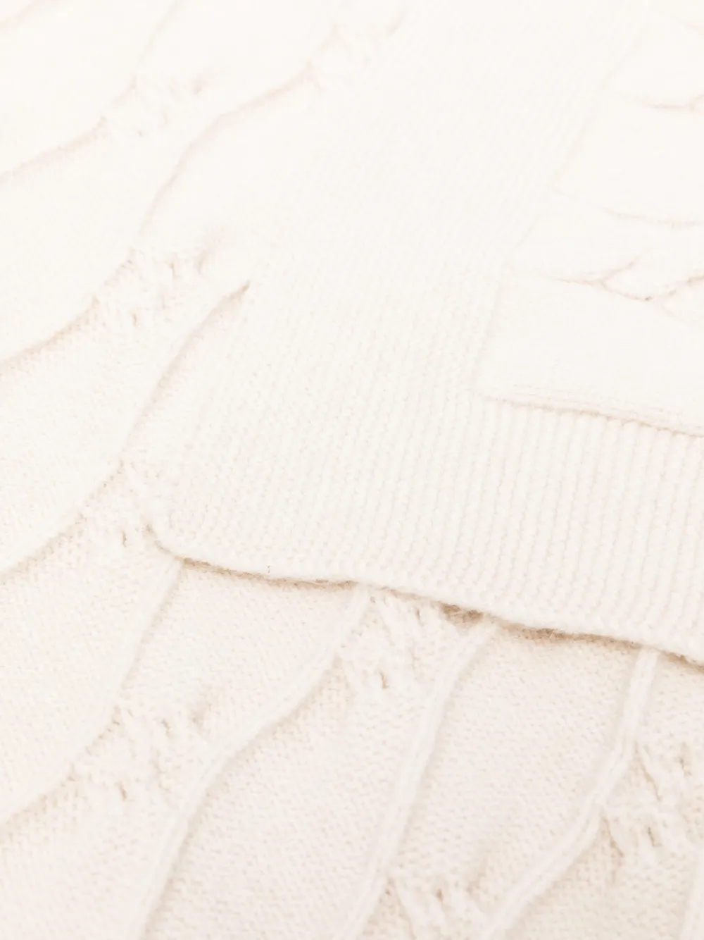Mayoral Kabelgebreide deken met geribbelde afwerking Beige