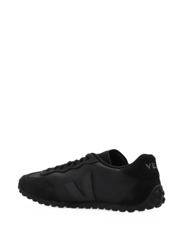 VEJA GT Nolyn Full Black Sneakers | ブラック | FARFETCH JP
