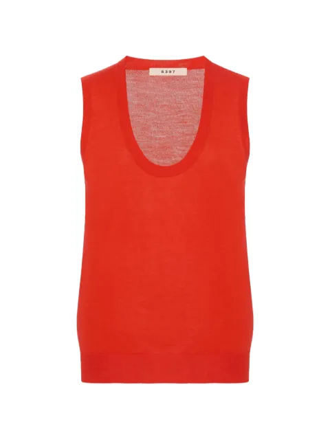 6397 scoop-neck fine-knit vest