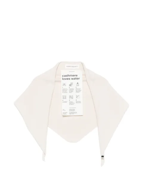 extreme cashmere fular con forma triangular