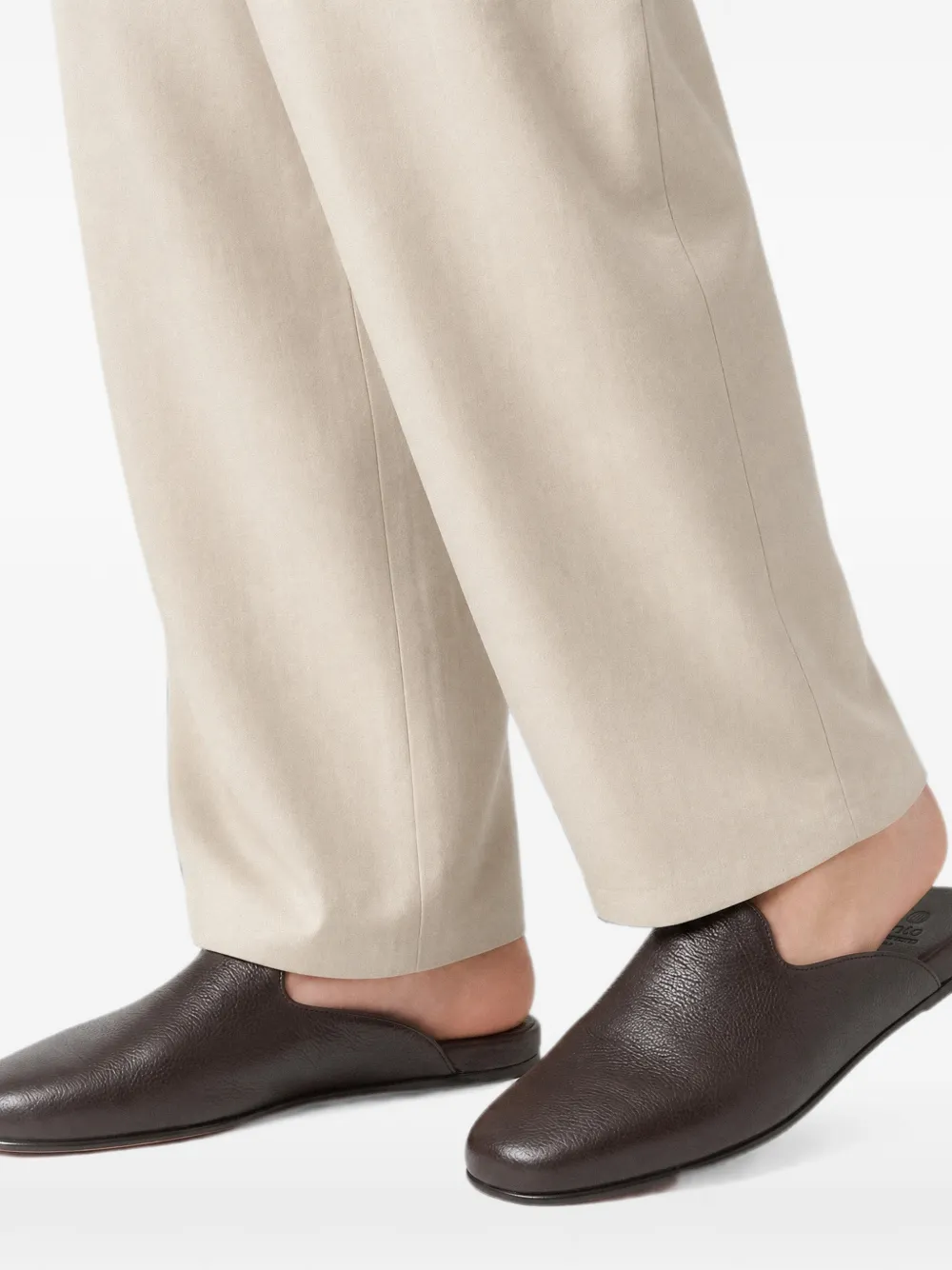 Scarosso Atlas travel grained leather slippers Bruin