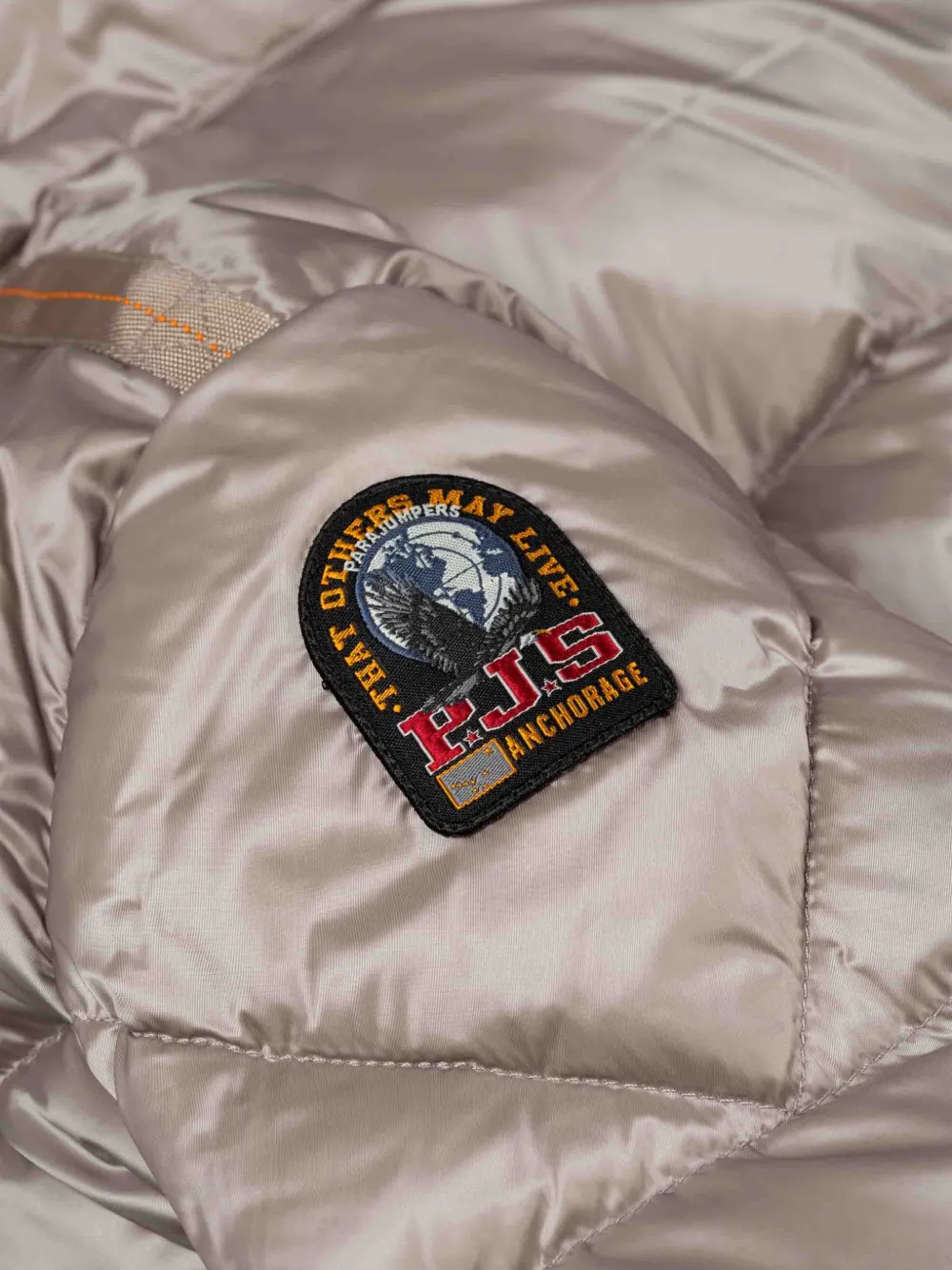 Parajumpers Gewatteerd jack met capuchon Grijs