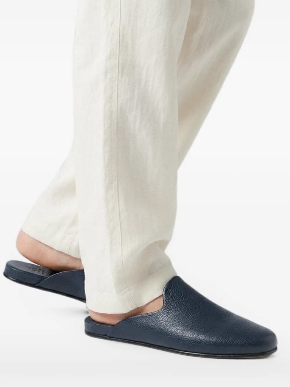 Scarosso Atlas Travel pebble-grain leather slippers Blauw