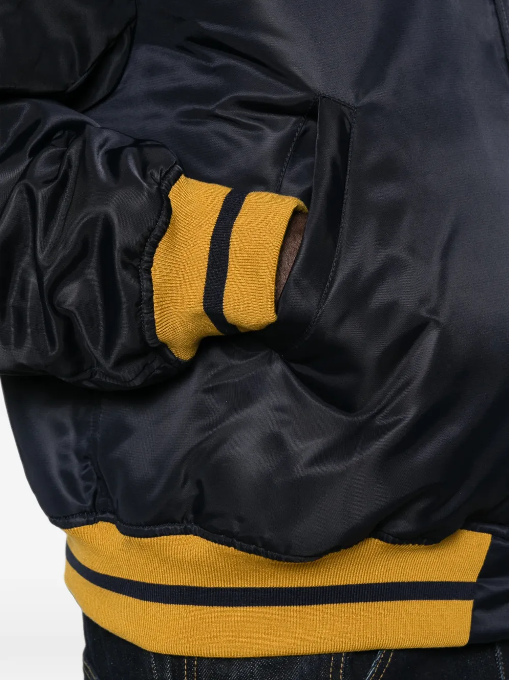 RHUDE Jack met logopatch en gestreepte afwerking Blauw