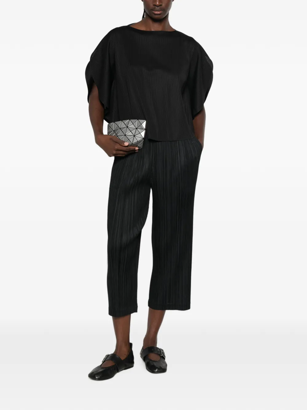 Pleats Please Issey Miyake Geplooid T-shirt met capemouwen Zwart