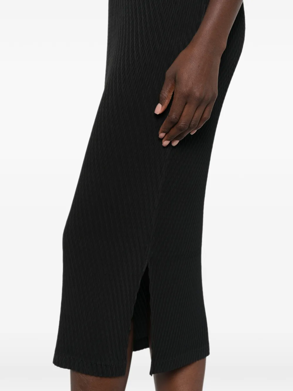 Issey Miyake Mouwloze midi-jurk Zwart