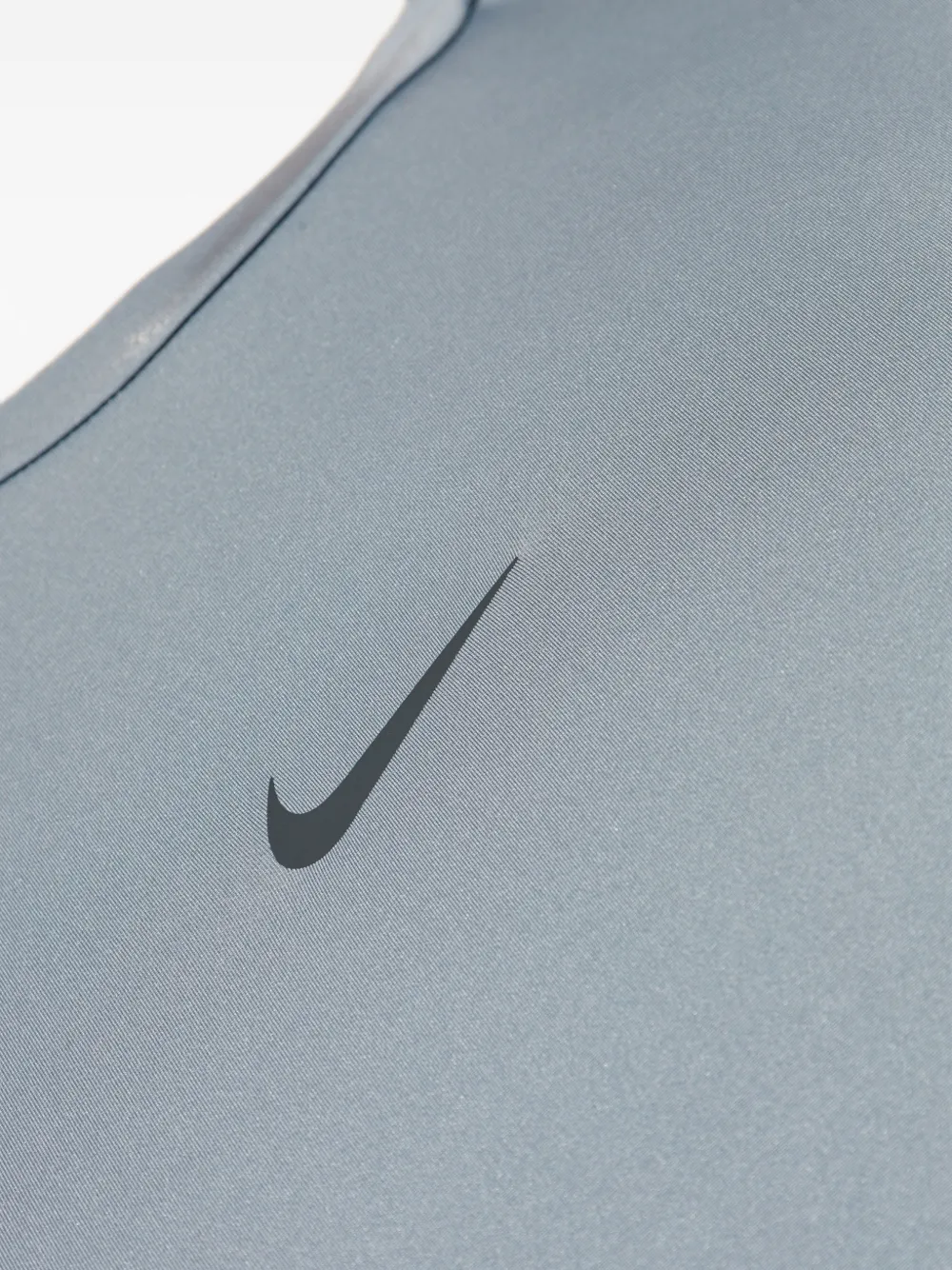 Nike Pro Dri-FIT strakke fitnesstop met korte mouwen Grijs