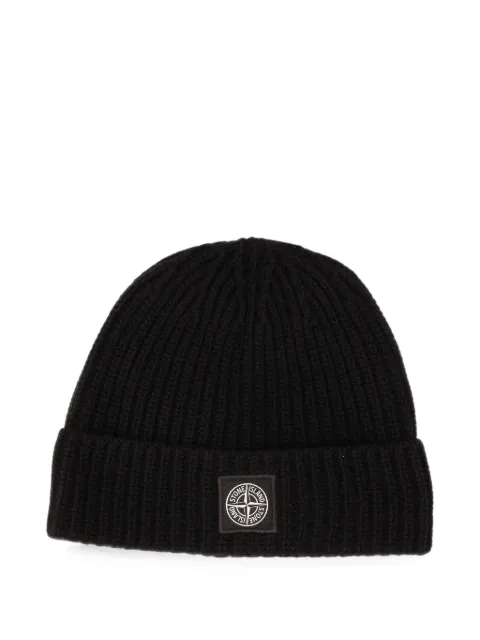 Stone Island logo-patch ribbed-knit beanie hat
