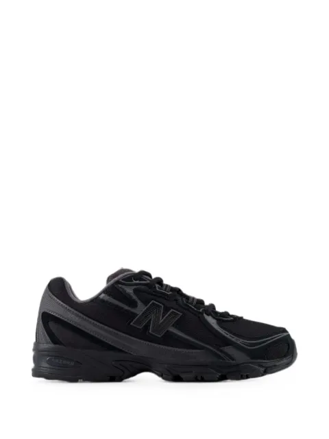 New Balance 740 shoes
