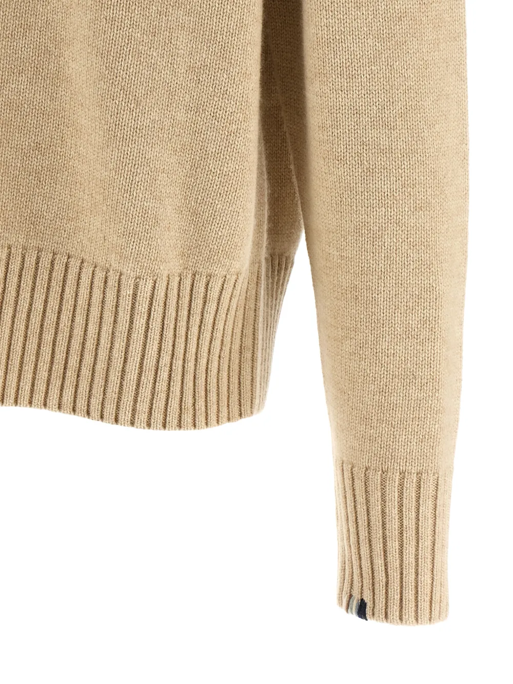 extreme cashmere Ordinary trui met zadelmouwen Beige