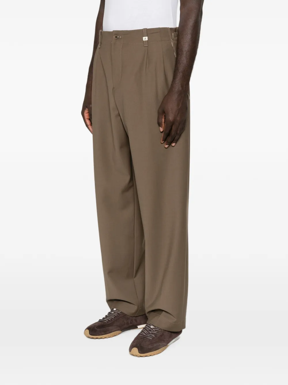 Myths Straight broek met geplooide voorkant Bruin